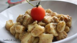 Gnocchi di ricotta con patè eoliano (12)