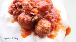 Polpette con funghi e salsiccia (7)