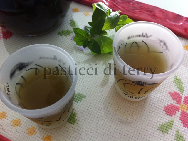 Liquore alla menta (7)