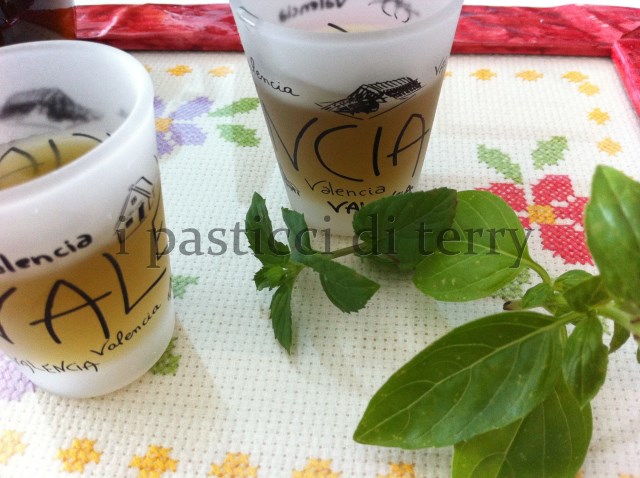 Liquore alla menta (8)