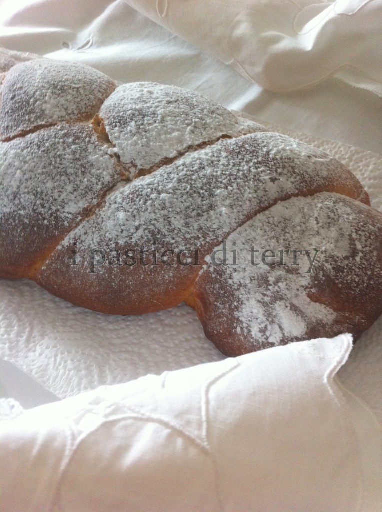Treccia al latte bimby