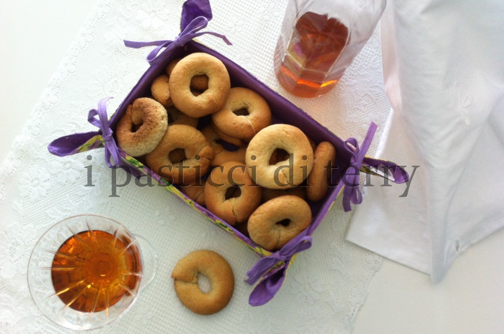 Ciambelline allo zibibbo 037