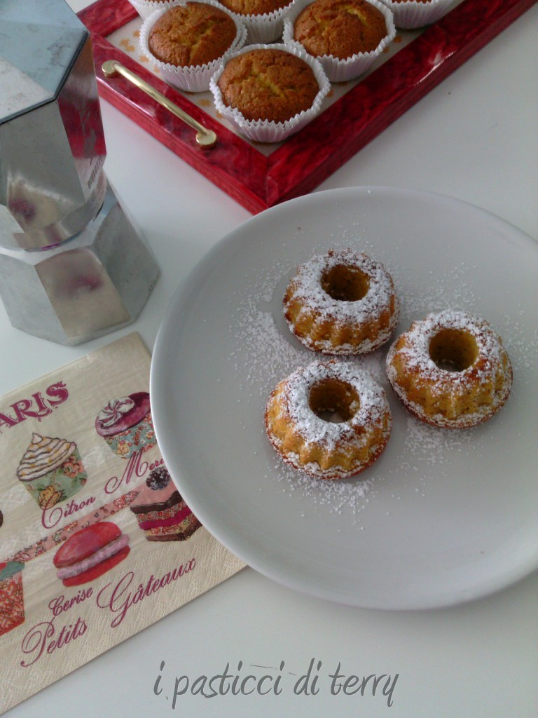 Ciambelline e Muffin zucca e mandorle (2)