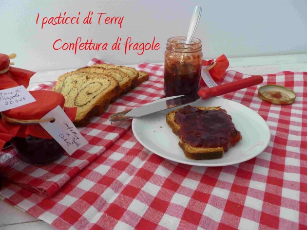 Confettura di fragole (22)