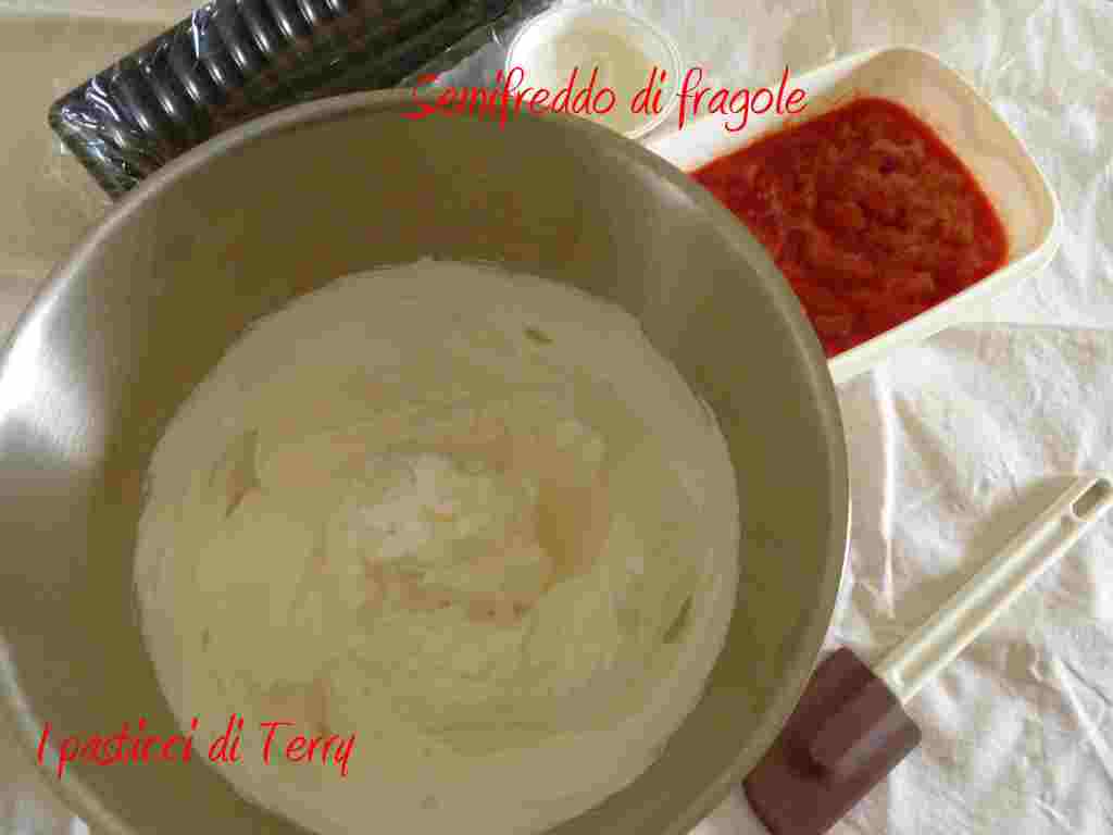 Semifreddo alle fragole (4)