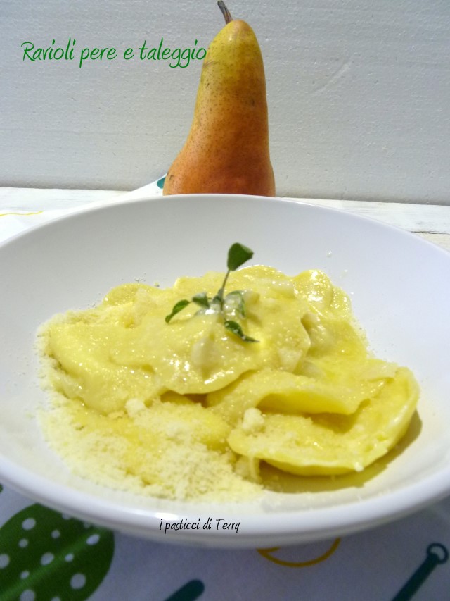 Ravioli taleggio e pere (10)