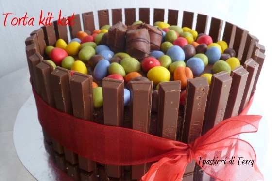 Torta kit kat (5)