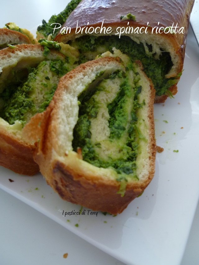 Pan brioche ricotta e spinaci (13)