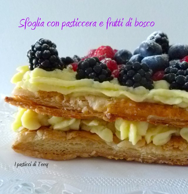 Sfoglia con pasticcera e frutti di bosco (15)