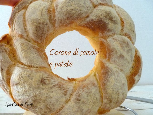 corona-di-pane-semola-e-patate-3