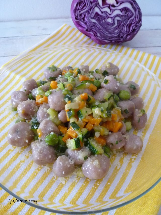 gnocchi-di-patate-e-cavolo-viola-9