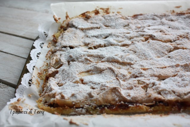 torta-slava-pere-caramellate-e-meringa-3