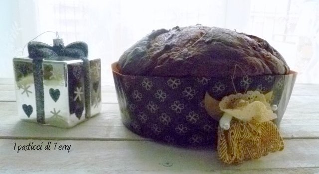 panettone-con-pere-noci-e-cioccolato-17