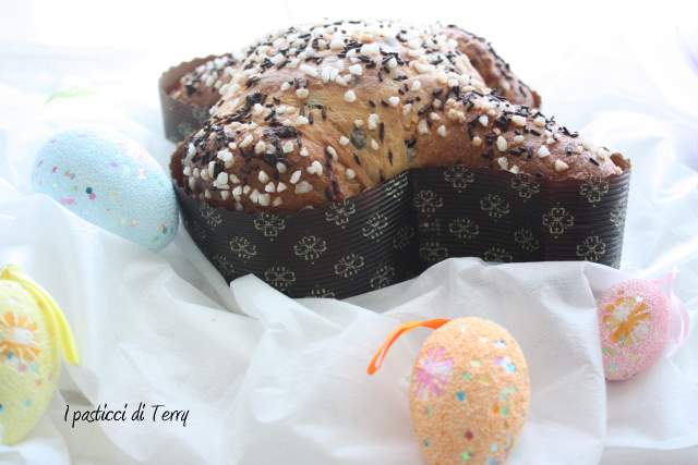 Colomba alla curcuma con mandarini e gocce di cioccolato (13)