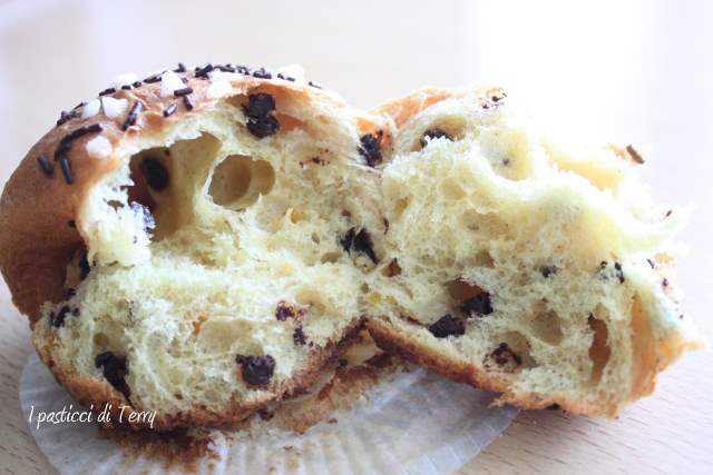 Colomba alla curcuma con mandarini e gocce di cioccolato (20)