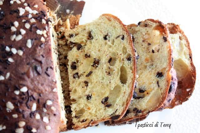 Colomba alla curcuma con mandarini e gocce di cioccolato (23)