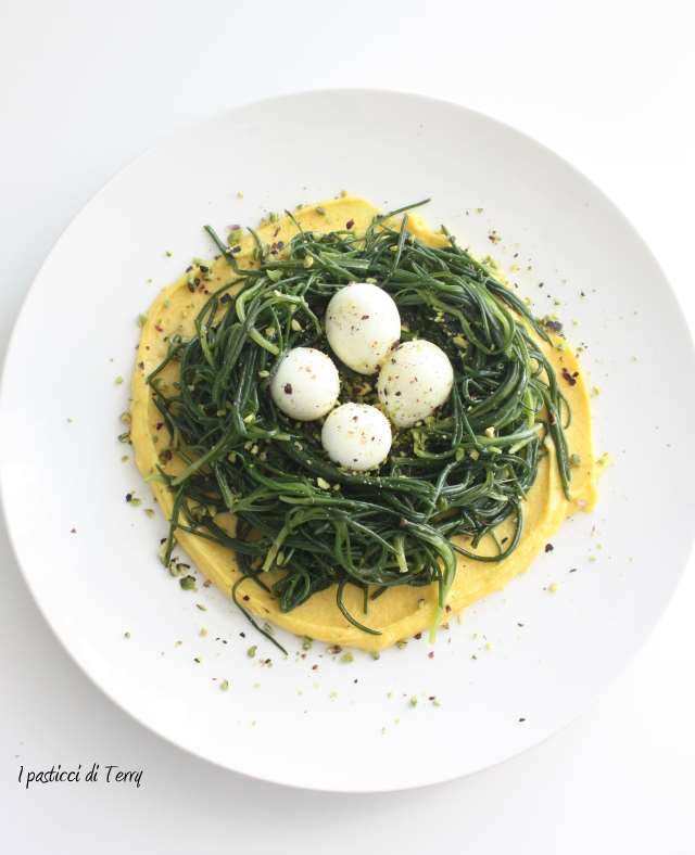 Agretti con salsa allo zafferano ovette di quaglia e pistacchi (17)