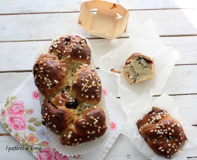 Brioche con farina di farro e frutti rossi (10)