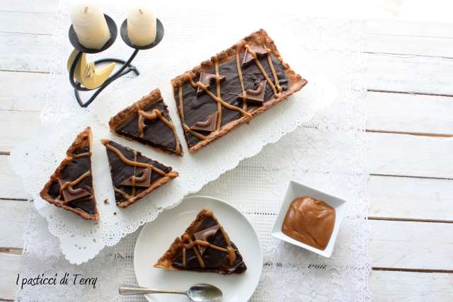 Crostata Sablè con caramello salato e ganache di cioccolato (22)