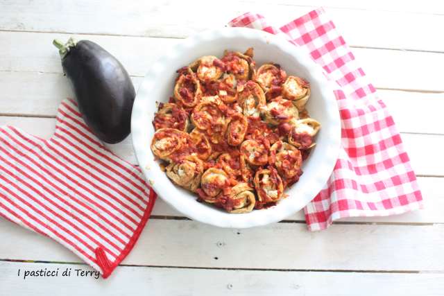 Rotolini con ricotta e mozzarella (8)