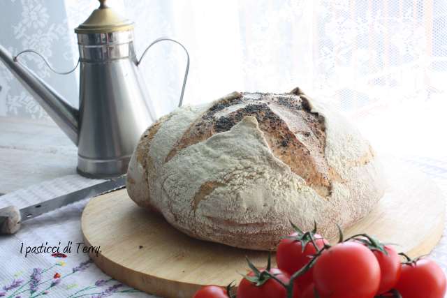 Pane semi integrale con farro e acqua di governo (15)