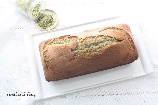 Plum cake ai pistacchi (1)