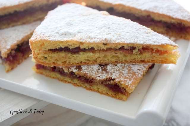 Tramezzini di torta con confettura (4)