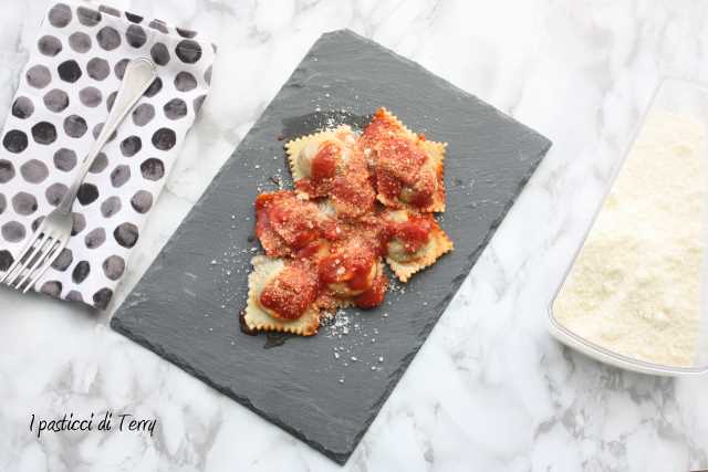 Ravioli mantovani di zucca (4)