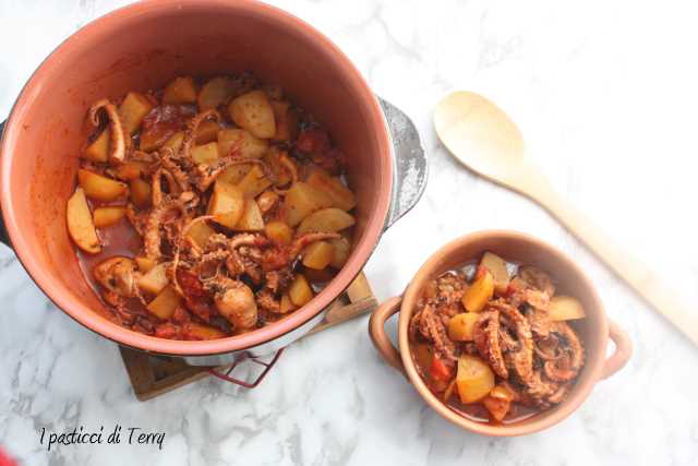 Polpo con patate e pomodori secchi (7)