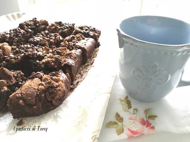 Brownies al cioccolato con biscotti (8)