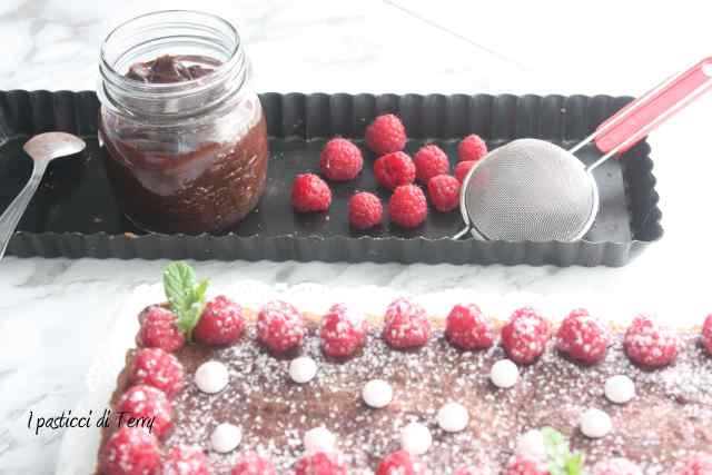 Crostata al cioccolato e lamponi (14)