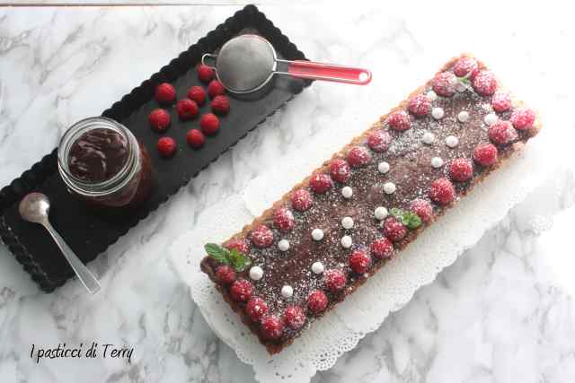 Crostata al cioccolato e lamponi (8)
