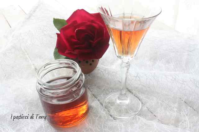 Acqua di rose e Rose cristallizzate (10)